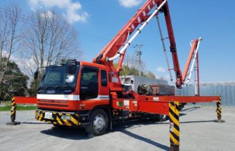 [ ID 1555573197 ] 1998 Isuzu Giga Concrete Pump IHI 36m 110,000km with radio control