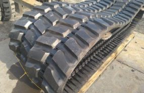 [ ID 1661903269 ] Bridgestone Unused Rubber Track Stamped Size (Width) 450 x (Number of Links) 86 x (Number of Pitches) 71FS　