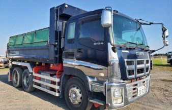 [ID 1686023407] 2012 Isuzu Giga Dump Truck, 460,000km, 9.3t load, 380hp, 7-speed manual!