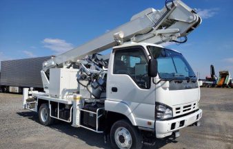 [ ID 1698197479 ] 2007 Isuzu Elf Tadano Airman Lighting Vehicle 4WD 6,000km