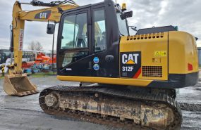 [ ID 1710134456 ] Reiwa 2nd year CAT 312FGC hydraulic excavator 0.45 in. Operating time 1,970h Crane specification