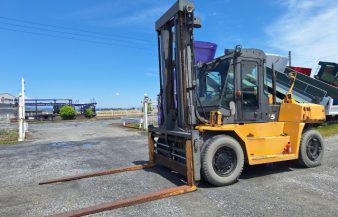 [ ID 1715654808 ] H18 Komatsu FD115-7 Forklift　