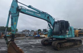 [ ID 1715934247 ] 2014 Kobelco SK235SR-3 Hydraulic Excavator